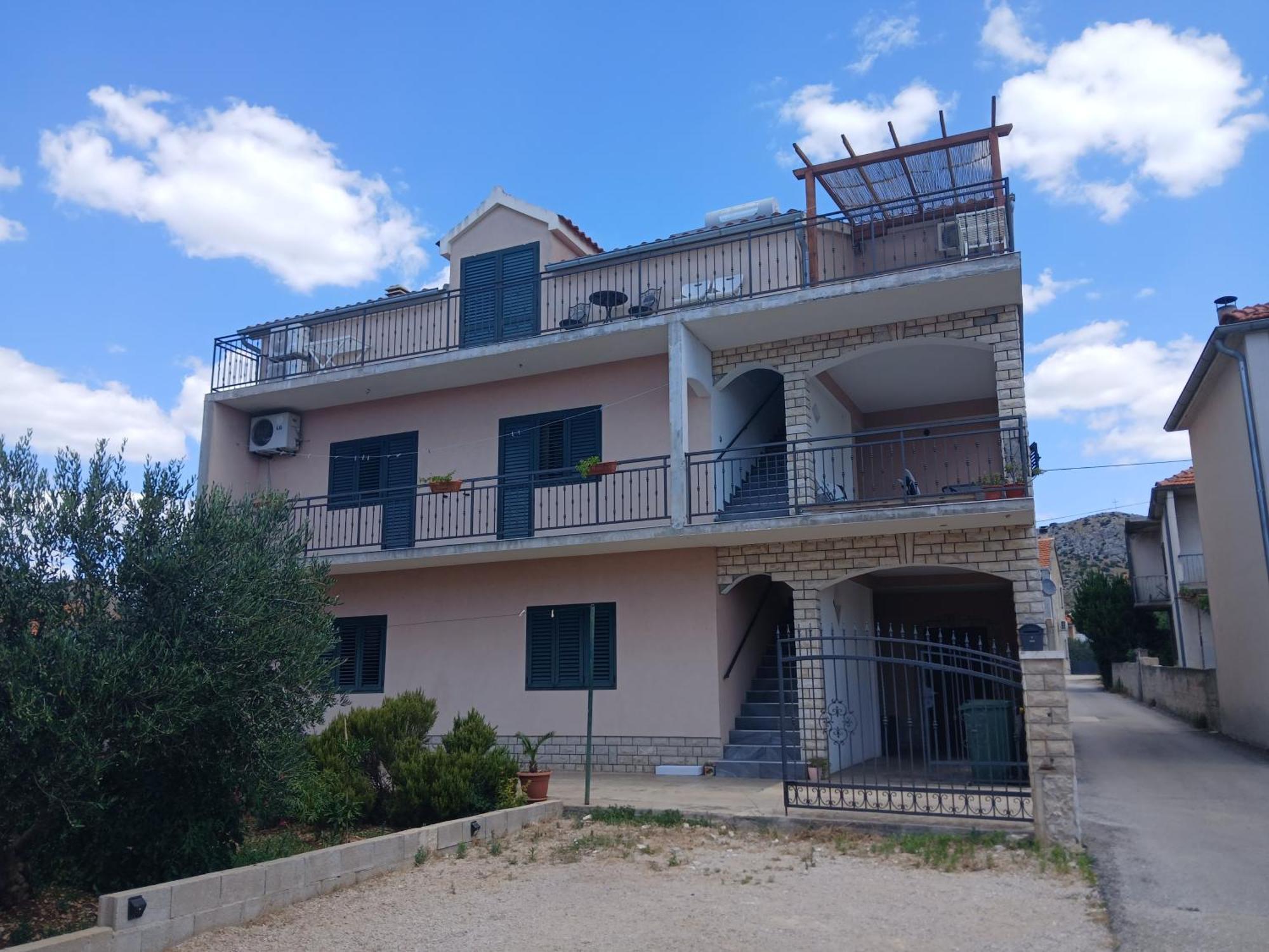 Apartmani Marijana Šibenik Exteriör bild