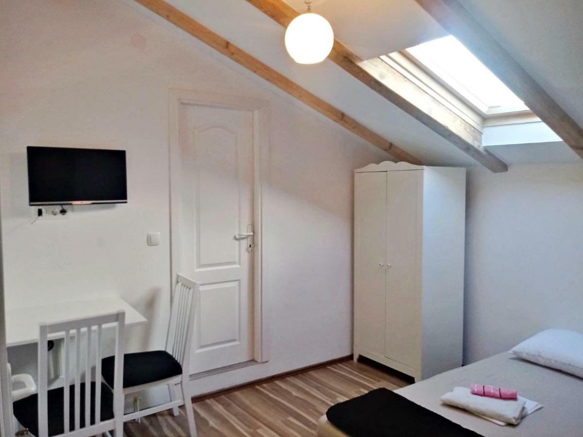 Apartmani Marijana Šibenik Exteriör bild
