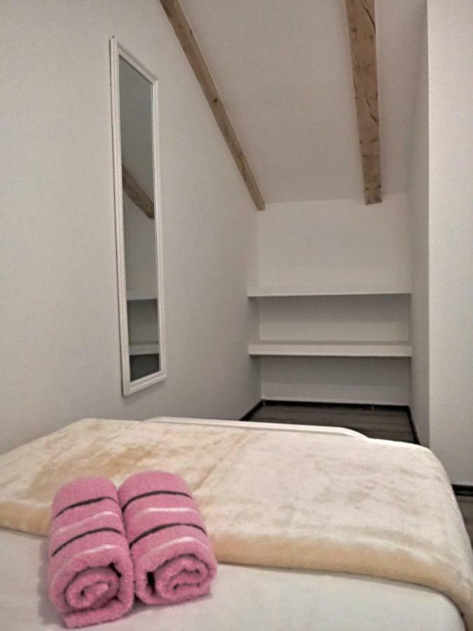 Apartmani Marijana Šibenik Exteriör bild